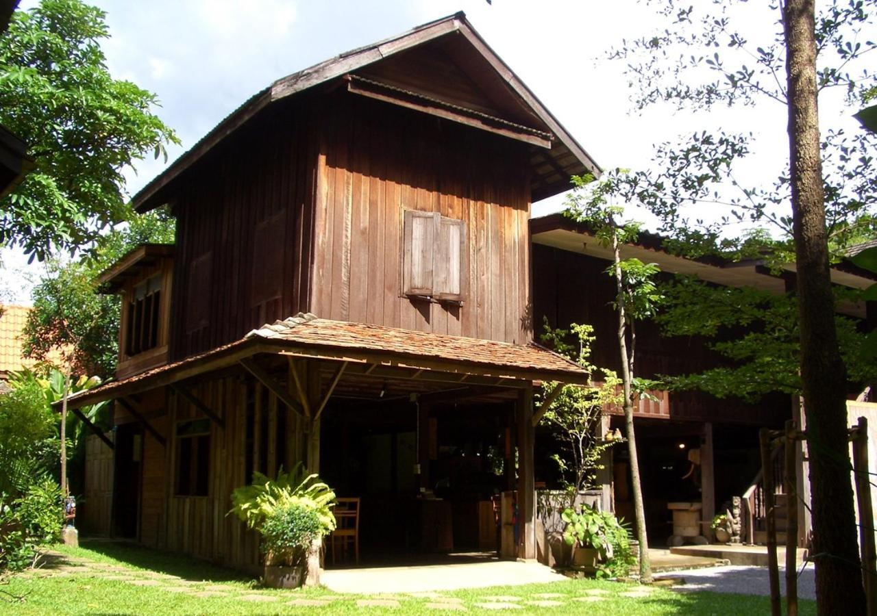 Tanita House Acomodação com café da manhã Chiang Mai Exterior foto